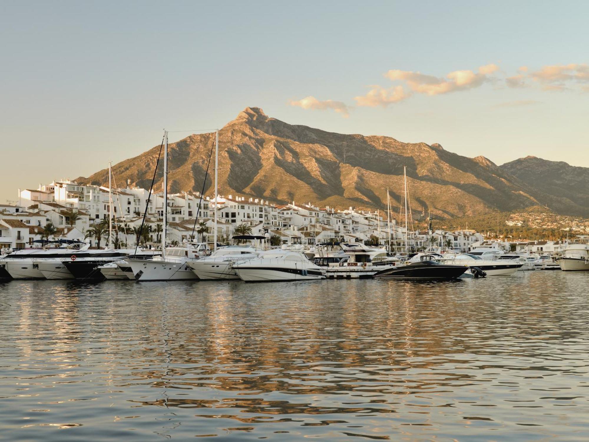 Vacation Marbella I Stylish 5Bdr Penthouse, Sea And Marina View Apartment Exterior photo